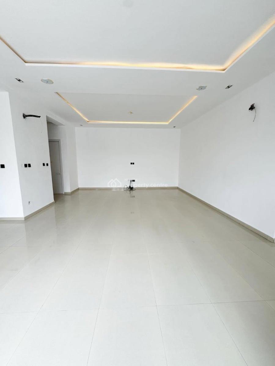 Modern Built 2 Bedrooms Apartment with Pool and Gym, Lekki Phase 1, Lekki, Lagos, Flat / Apartment for Rent