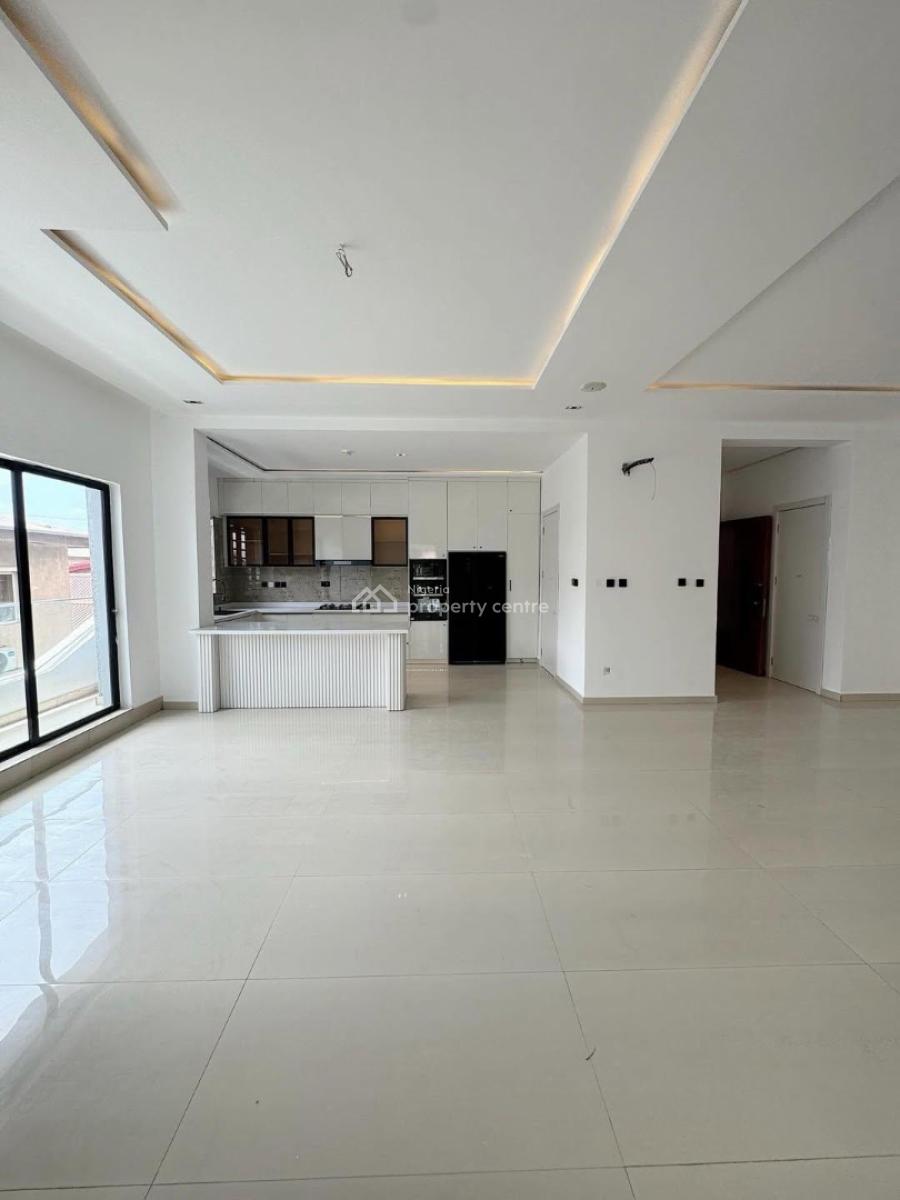 Modern Built 2 Bedrooms Apartment with Pool and Gym, Lekki Phase 1, Lekki, Lagos, Flat / Apartment for Rent