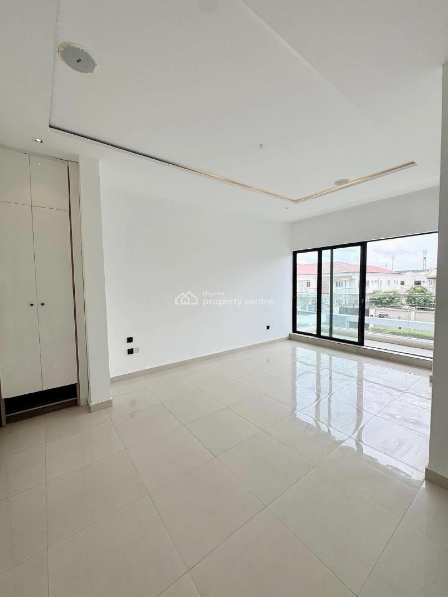 Modern Built 2 Bedrooms Apartment with Pool and Gym, Lekki Phase 1, Lekki, Lagos, Flat / Apartment for Rent