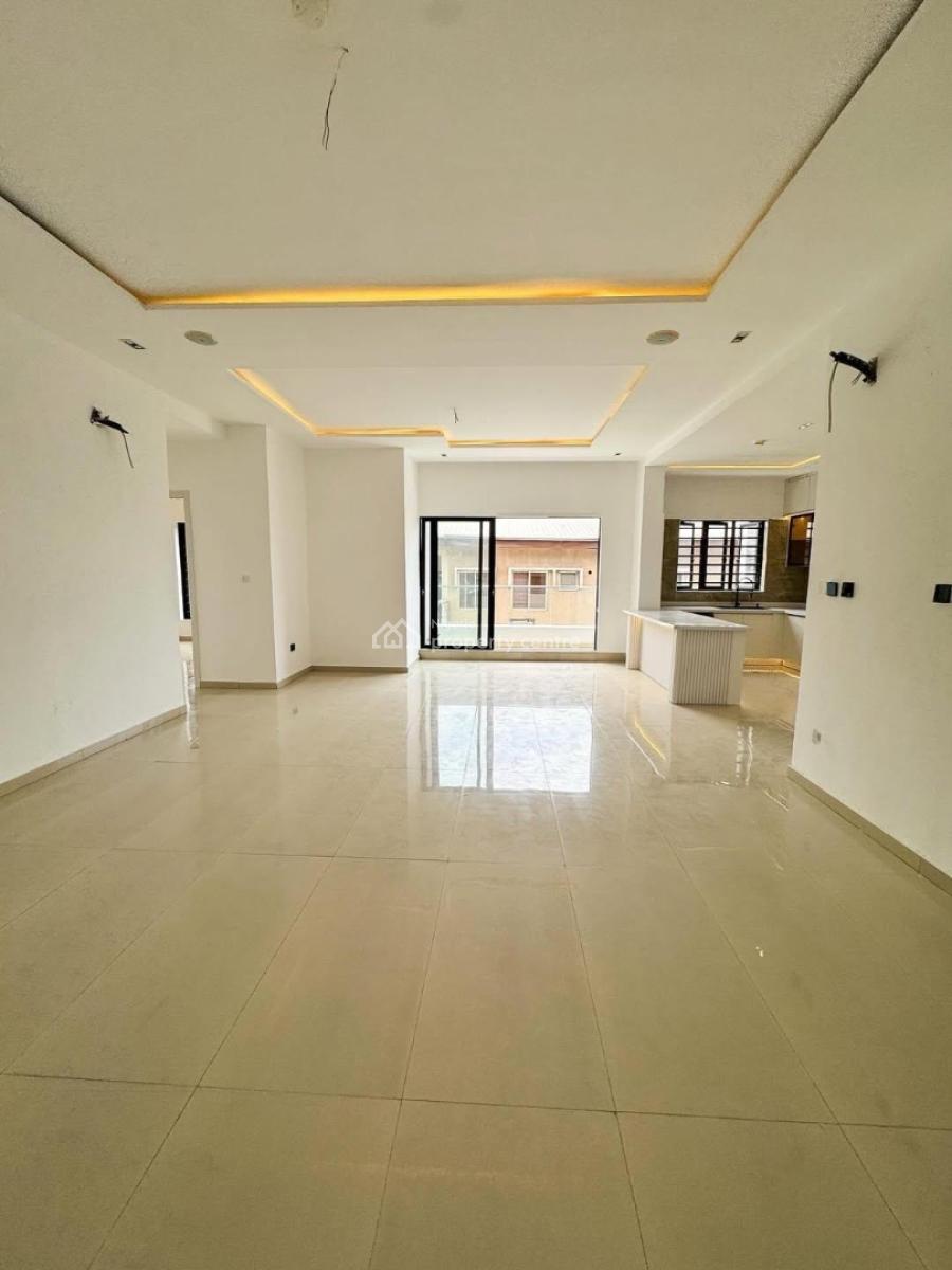 Modern Built 2 Bedrooms Apartment with Pool and Gym, Lekki Phase 1, Lekki, Lagos, Flat / Apartment for Rent