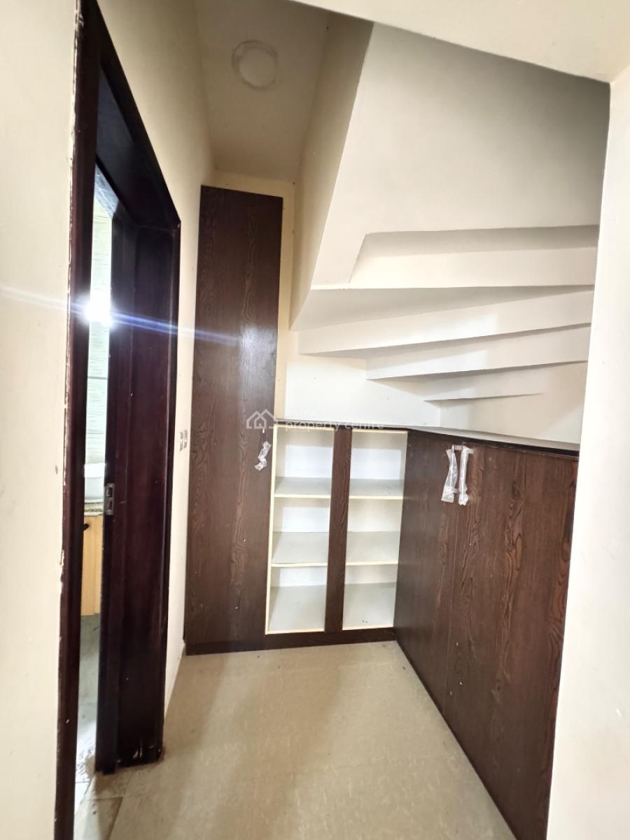 Massive 5 Bedrooms  Duplex, Can Park 8 Cars and  2 Bqs with Self Kitchen, Ogombo Beside Con Oil  Ajah, Lekki, Lagos, Semi-detached Duplex for Rent