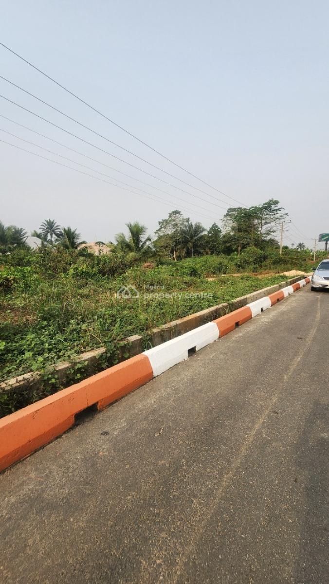 a Fantastic Parcel of Land, Along Airport Road By Airport Junction, Uyo, Akwa Ibom, Commercial Land for Sale