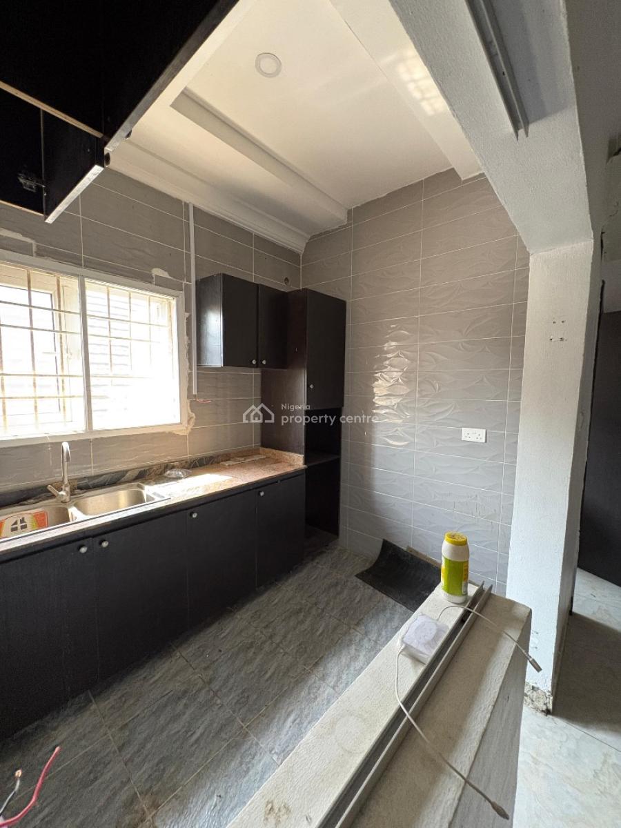 Luxury 2 Bedroom Apartment, Lekki Phase 1, Lekki, Lagos, Flat / Apartment for Rent