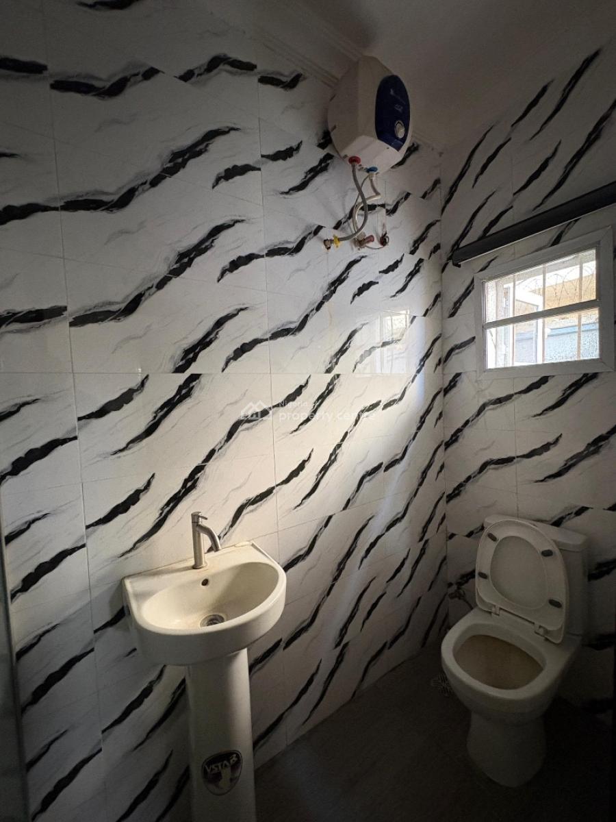 Luxury 2 Bedroom Apartment, Lekki Phase 1, Lekki, Lagos, Flat / Apartment for Rent