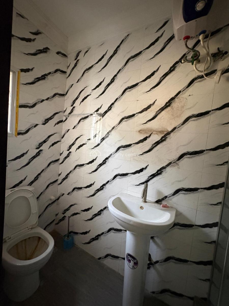 Luxury 2 Bedroom Apartment, Lekki Phase 1, Lekki, Lagos, Flat / Apartment for Rent