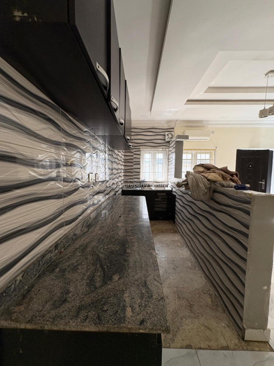 Luxury 2 Bedroom Apartment, Lekki Phase 1, Lekki, Lagos, Flat / Apartment for Rent