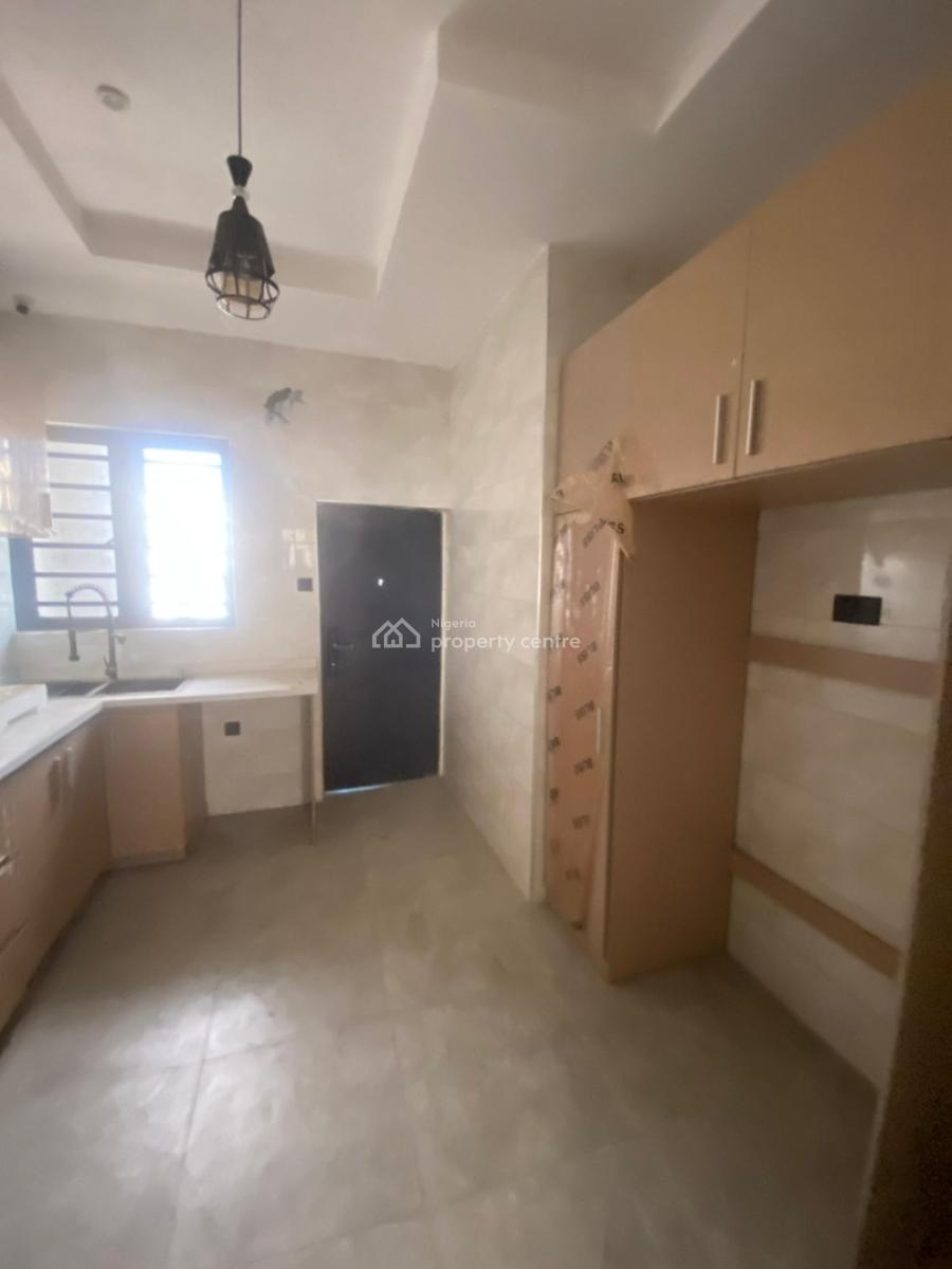 4 Bedroom Semi-detached Duplex  with 2 Rooms Bq, Ikate, Lekki, Lagos, Semi-detached Duplex for Sale