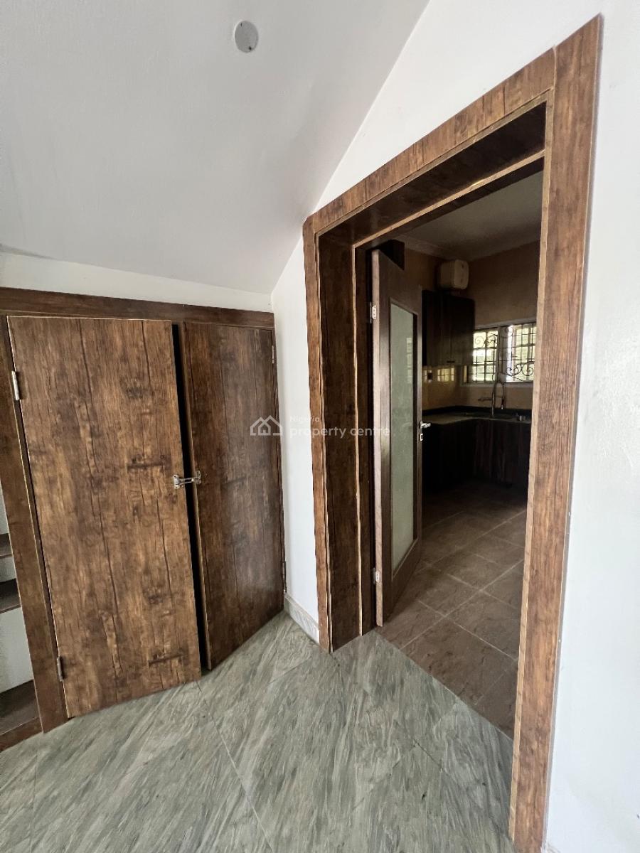 a Magnificent 3bedroom Duplex, Pepperoni Abraham Adesunya Ajah, Lekki Phase 2, Lekki, Lagos, Terraced Duplex for Rent
