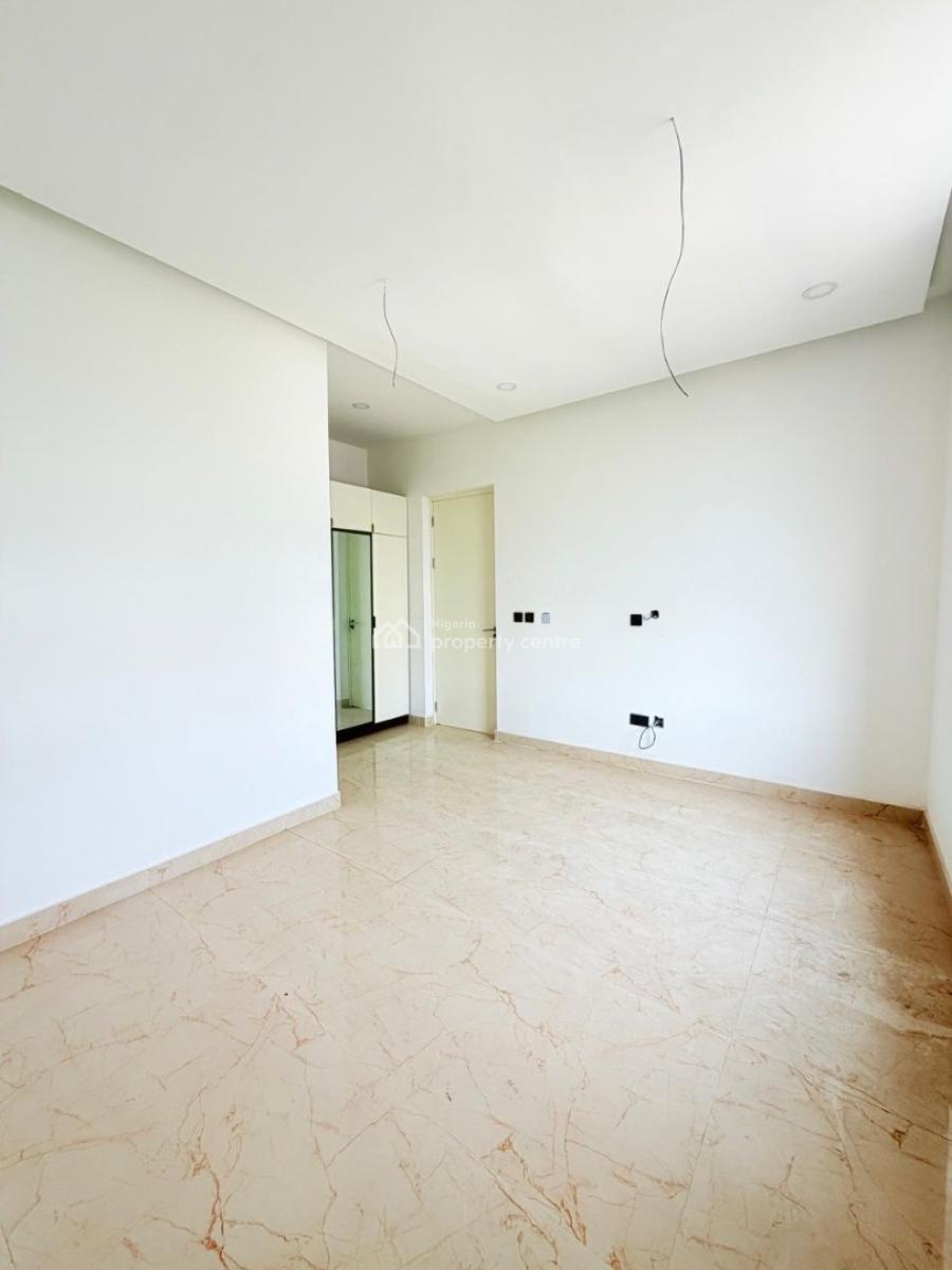 a Well-detailed, 4 Bedroom Maisonette, Lekki Phase 1, Lekki Phase 1, Lekki, Lagos, Block of Flats for Sale