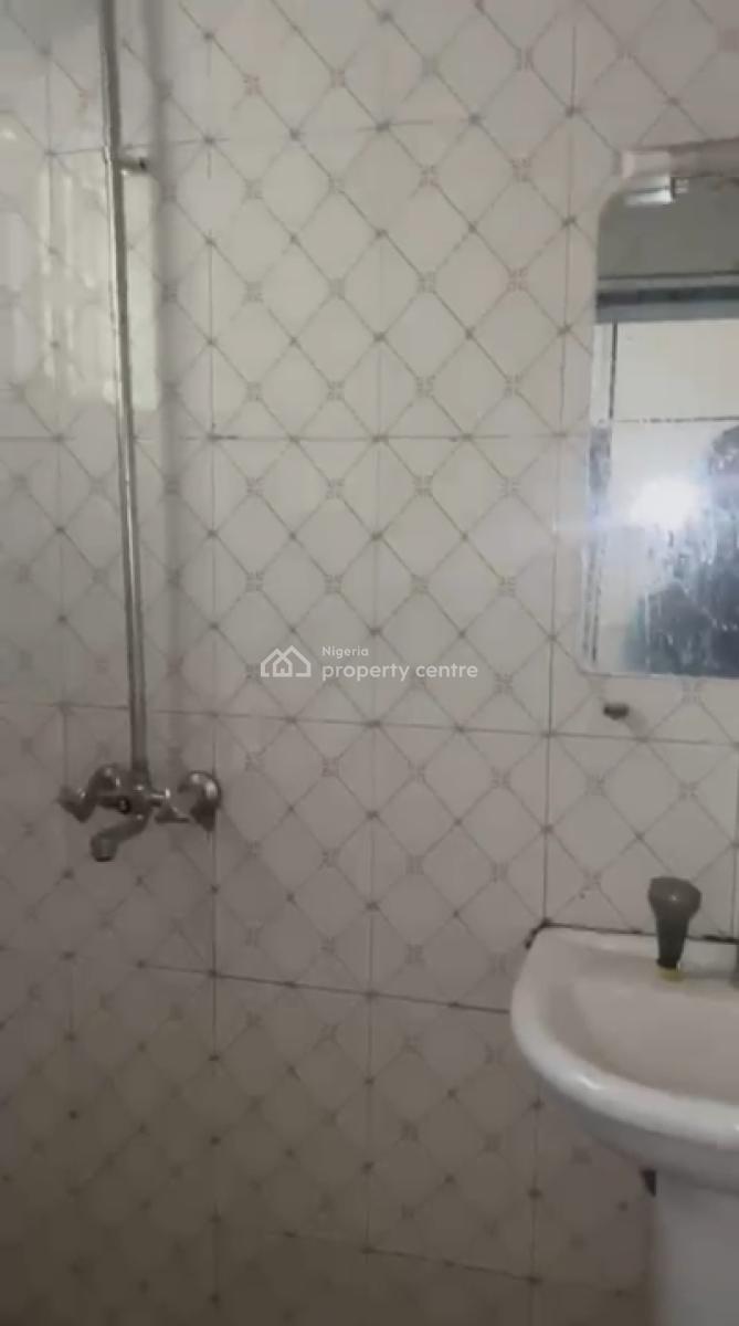 (enf).    4 Bedroom Duplex in Abesan Estate Ipaja, Abesan Estate Ipaja, Ipaja, Lagos, Detached Duplex for Rent