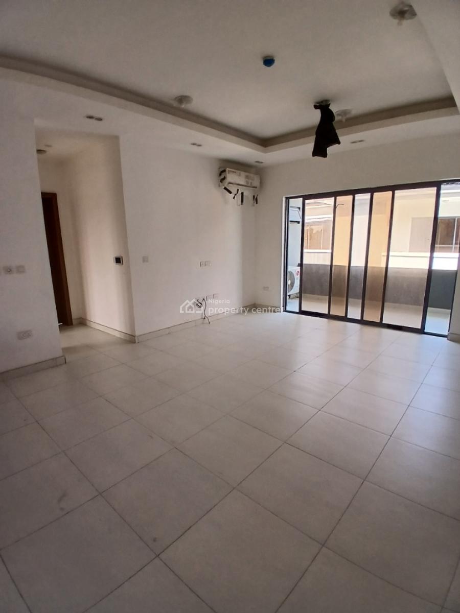 Serviced with 24 Hours Power Supply, 2 Bedrooms Ensuite Penthouse Apartment, Lekki Phase 1, Lekki, Lagos, Flat / Apartment for Rent