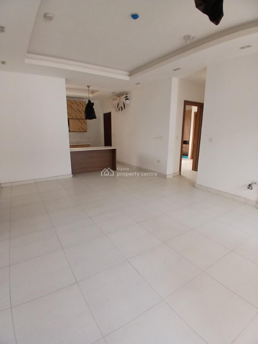 Serviced with 24 Hours Power Supply, 2 Bedrooms Ensuite Penthouse Apartment, Lekki Phase 1, Lekki, Lagos, Flat / Apartment for Rent