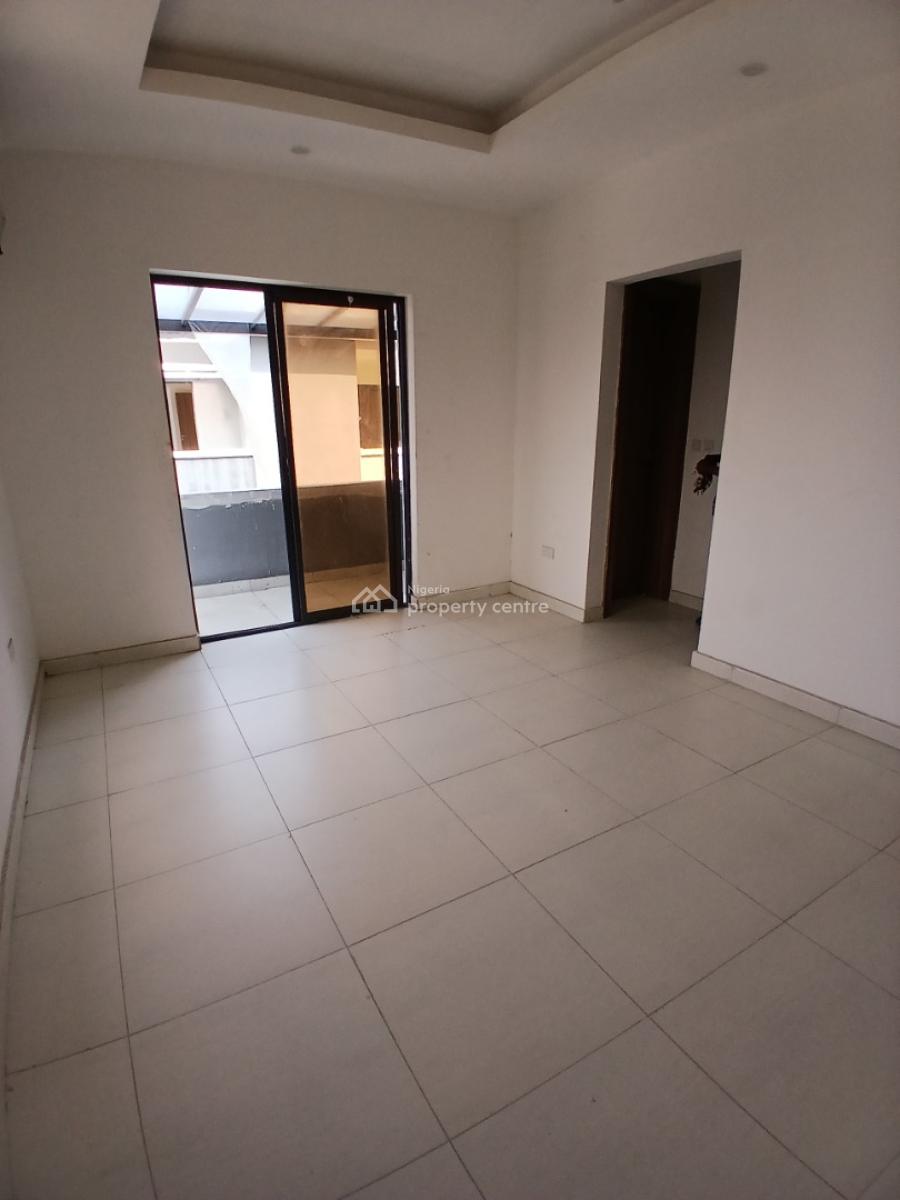 Serviced with 24 Hours Power Supply, 2 Bedrooms Ensuite Penthouse Apartment, Lekki Phase 1, Lekki, Lagos, Flat / Apartment for Rent