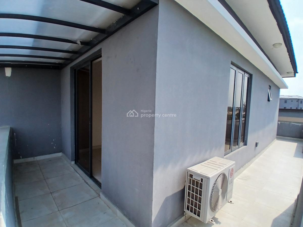 Serviced with 24 Hours Power Supply, 2 Bedrooms Ensuite Penthouse Apartment, Lekki Phase 1, Lekki, Lagos, Flat / Apartment for Rent