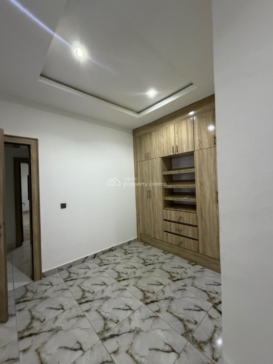 Standard 4 Bedrooms Terraced Duplex with Bq, Guzape District, Abuja, Terraced Duplex for Rent