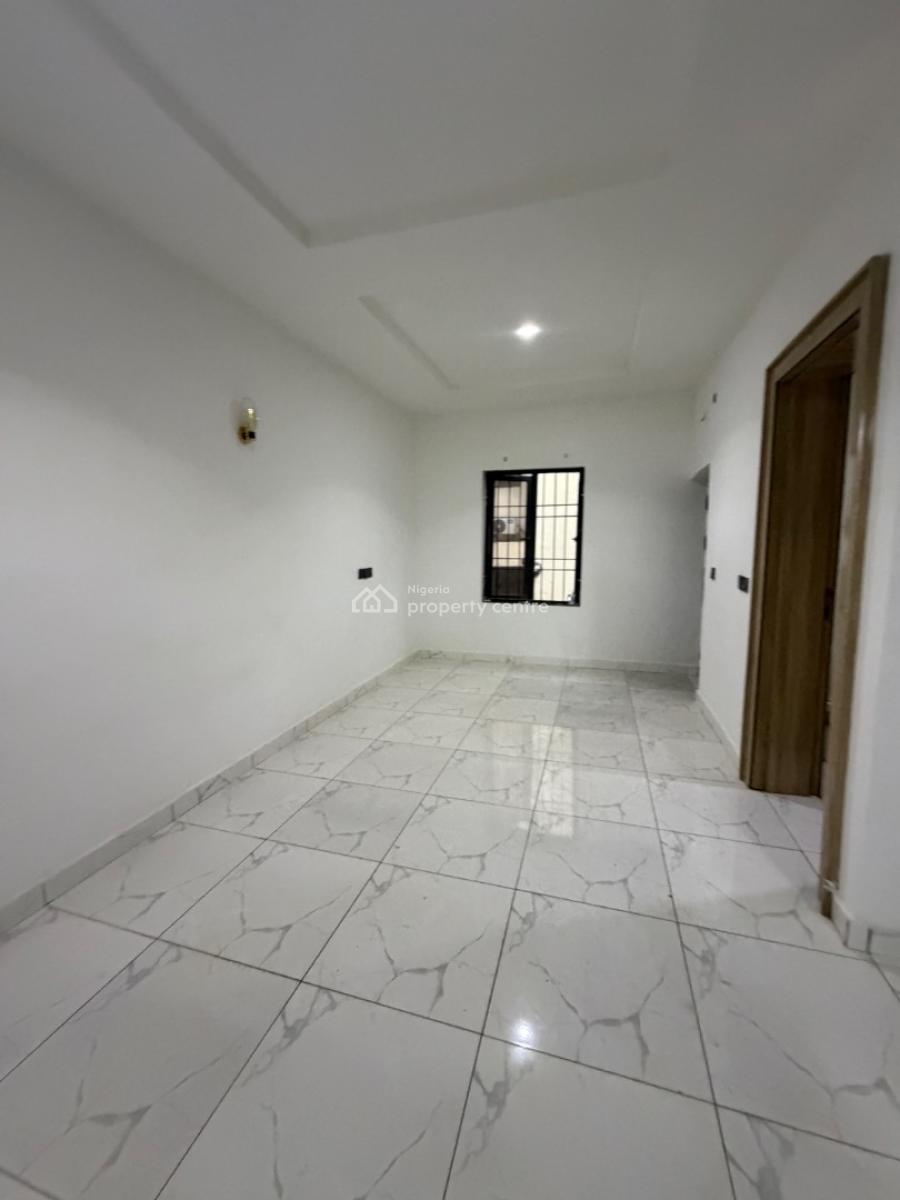 Standard 4 Bedrooms Terraced Duplex with Bq, Guzape District, Abuja, Terraced Duplex for Rent