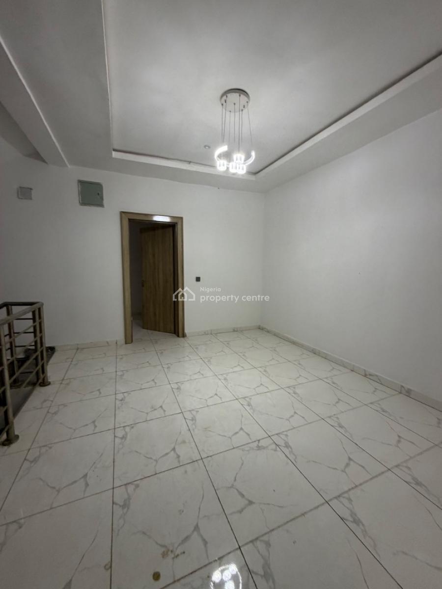 Standard 4 Bedrooms Terraced Duplex with Bq, Guzape District, Abuja, Terraced Duplex for Rent