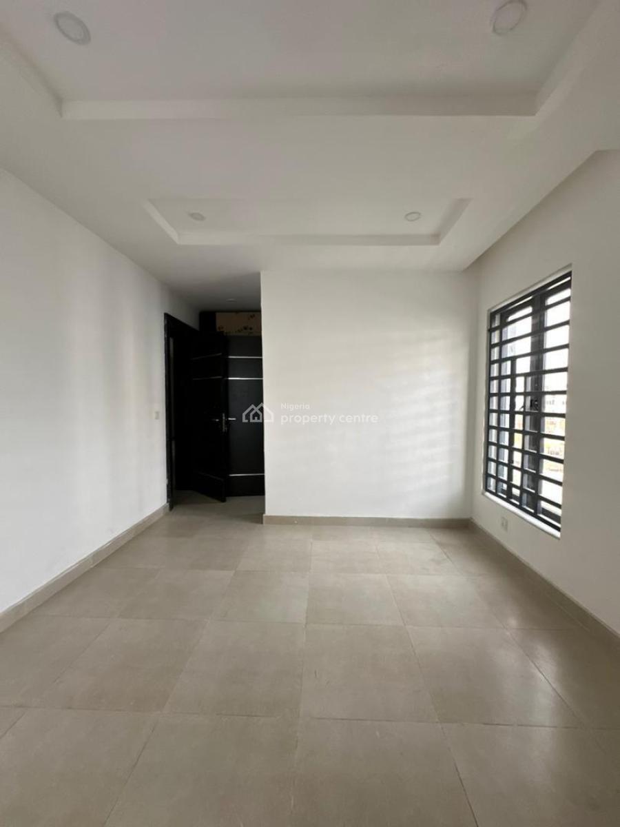 Spaciously Built 4 Bedroom Apartment with Bq and Elevator, Lekki Phase 1, Lekki, Lagos, House for Sale