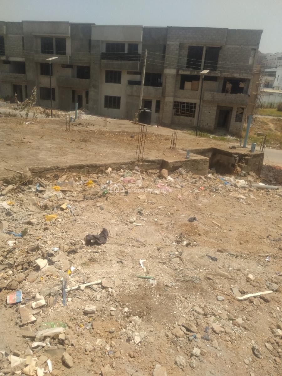 Distress Estate Plot with Dpc, Gwarinpa, Abuja, Residential Land for Sale