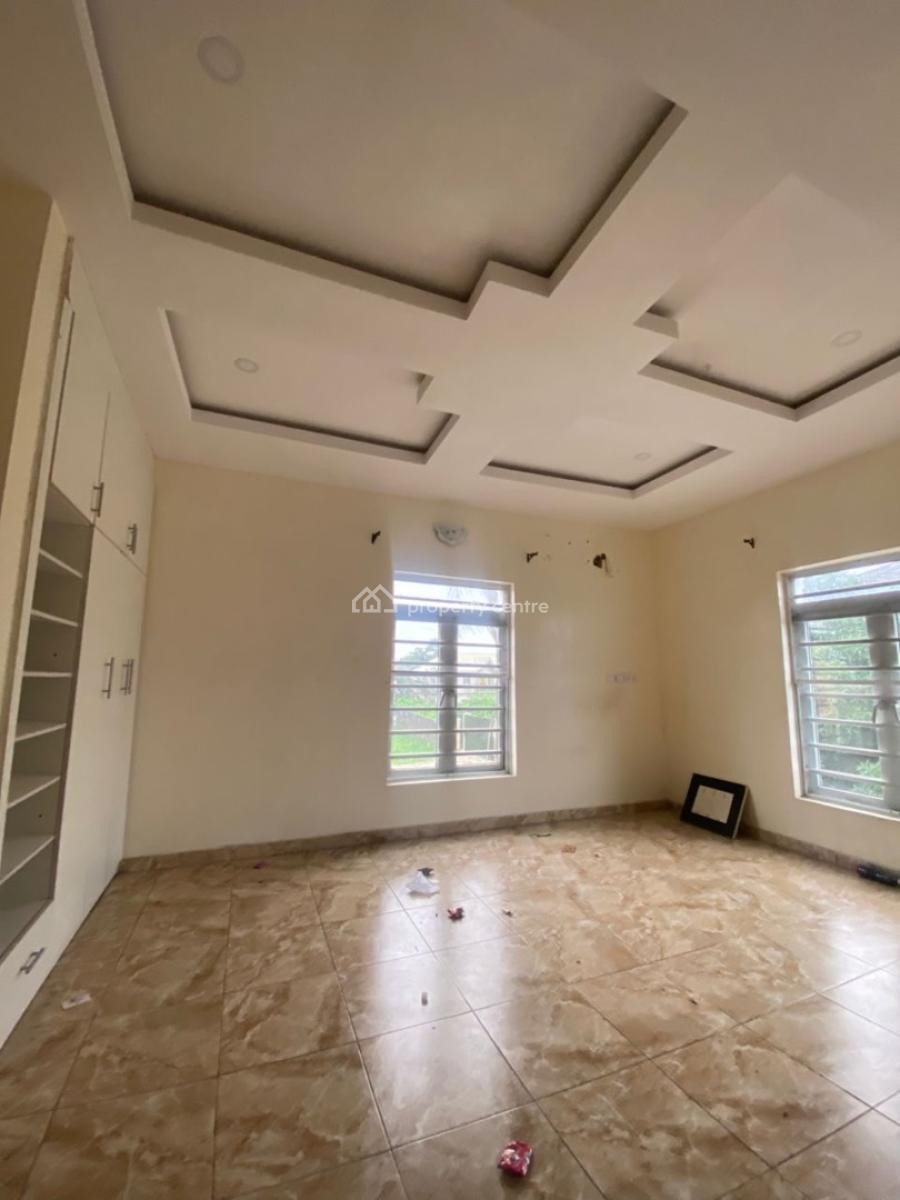 Standard 3 Bedroom Upstairs, Sangotedo, Ajah, Lagos, Flat / Apartment for Rent