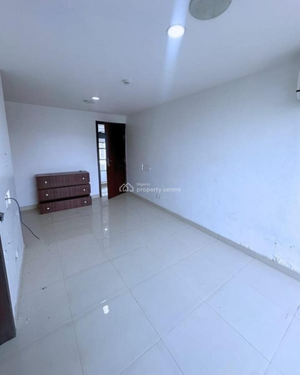 Executive 3-bedroom Residence with Home Office, Banana Island, Ikoyi, Lagos, Flat / Apartment for Rent