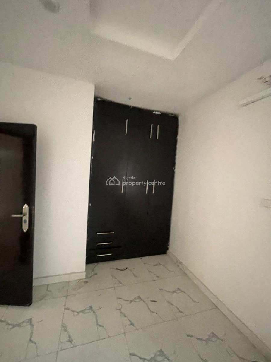 Spacious 2 Bedroom Apartment in a Secured Compound, Sangotedo, Ajah, Lagos, Flat / Apartment for Rent