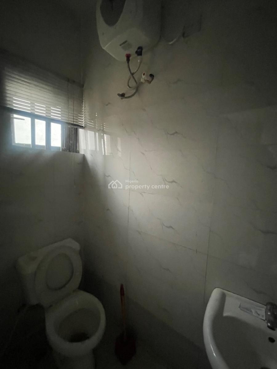 Spacious 2 Bedroom Apartment in a Secured Compound, Sangotedo, Ajah, Lagos, Flat / Apartment for Rent