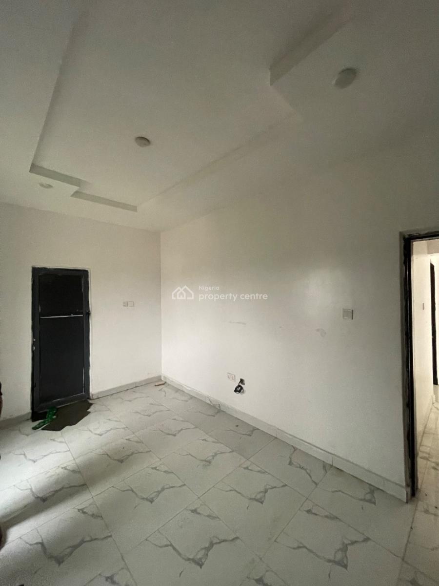 Spacious 2 Bedroom Apartment in a Secured Compound, Sangotedo, Ajah, Lagos, Flat / Apartment for Rent
