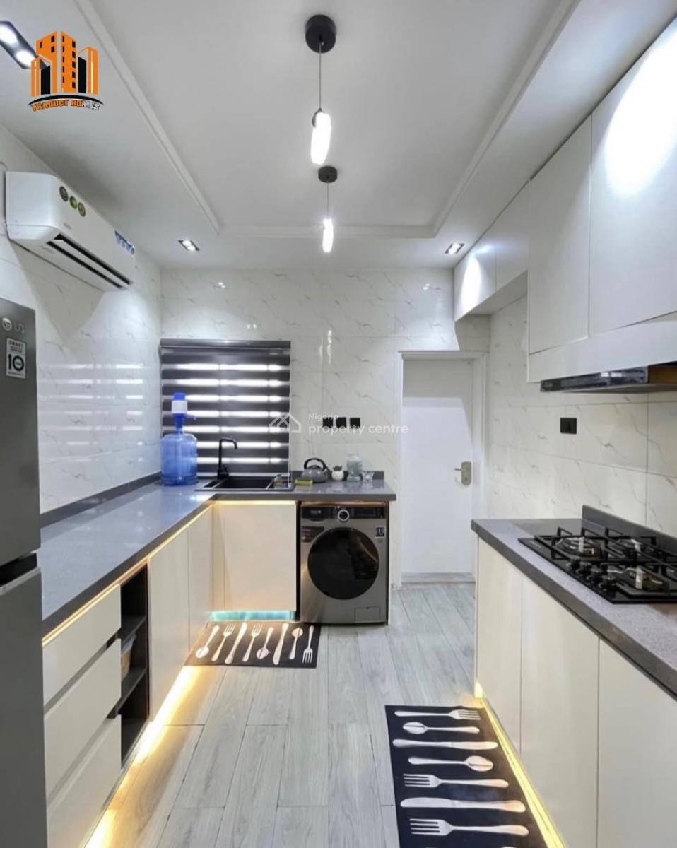 3-bedroom Apartment with Bq, Swimming Pool, Gym and So Much More, Lekki Phase 1, Lekki, Lagos, Flat / Apartment for Sale