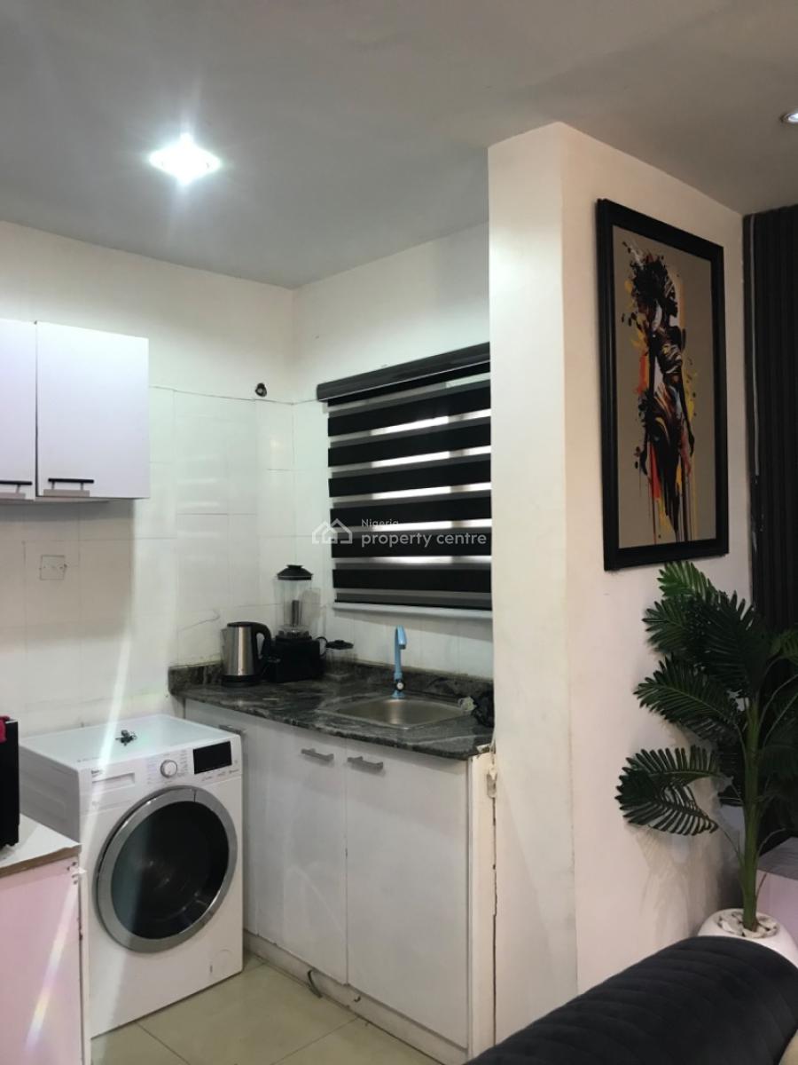 Luxury 2 Bedroom Apartment with Excellent Facility, Ikota, Lekki, Lagos, Flat / Apartment for Rent