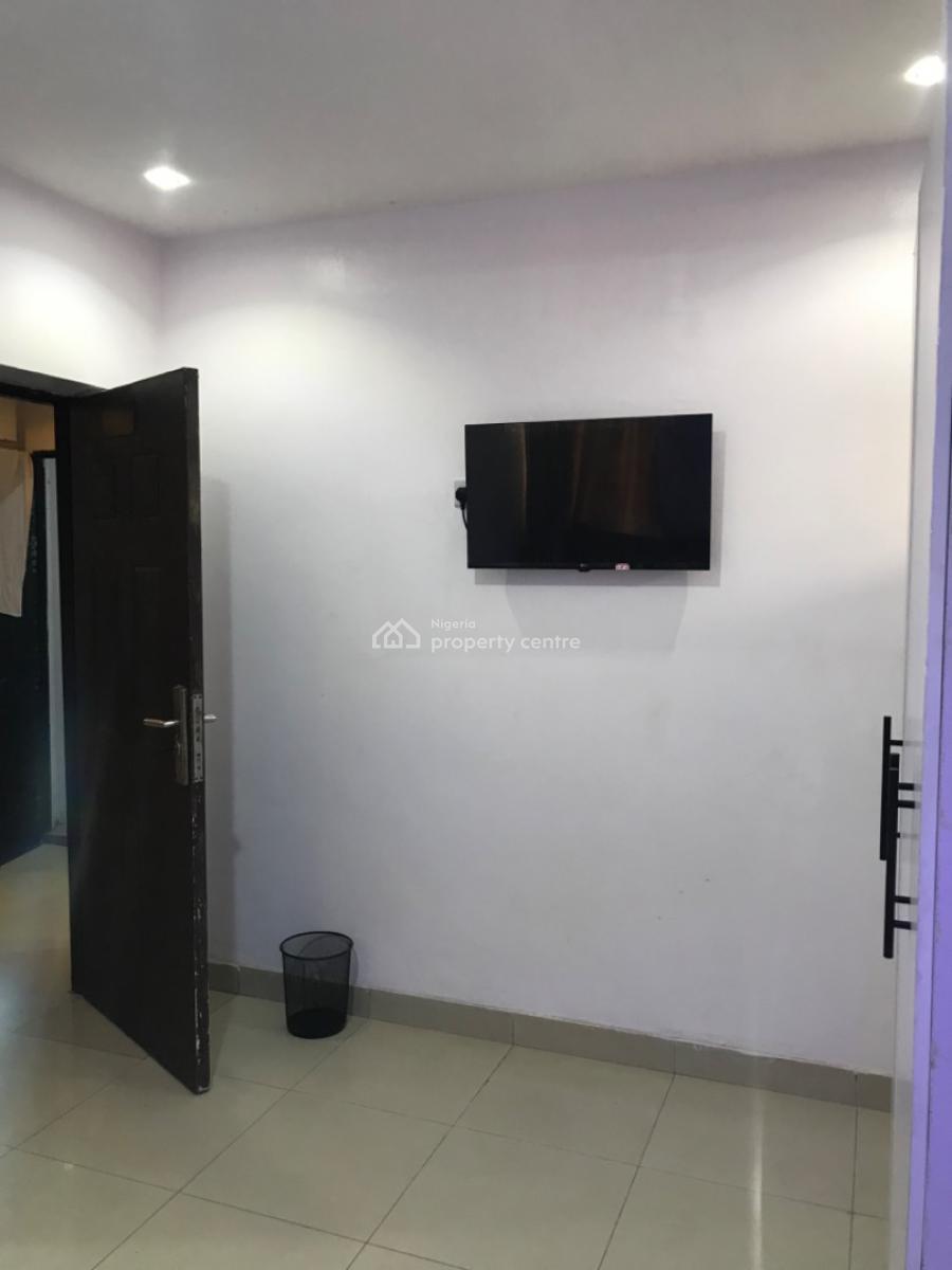 Luxury 2 Bedroom Apartment with Excellent Facility, Ikota, Lekki, Lagos, Flat / Apartment for Rent