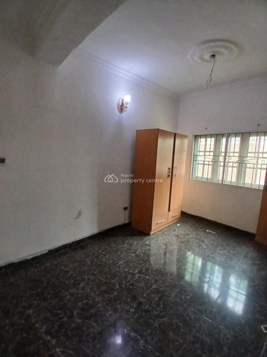 a Standard 2 Bedroom Flat, Abraham Adesanya, Lekki Phase 2, Lekki, Lagos, Flat / Apartment for Rent