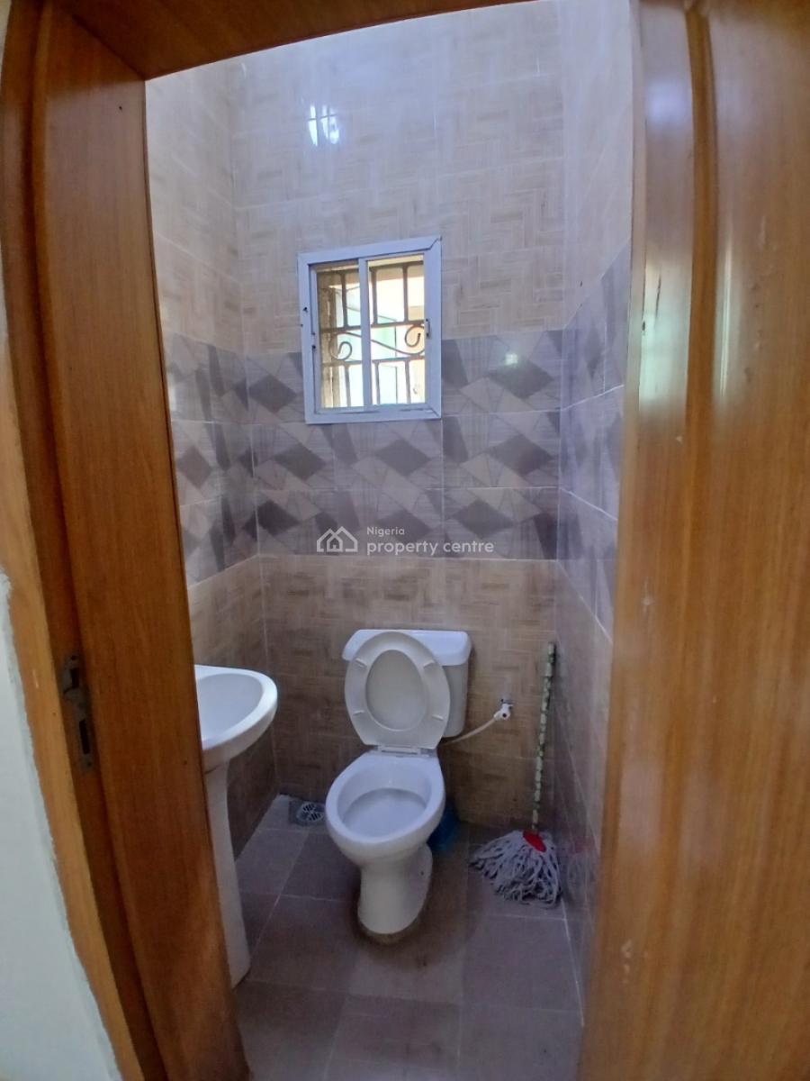 a Standard 2 Bedroom Flat, Abraham Adesanya, Lekki Phase 2, Lekki, Lagos, Flat / Apartment for Rent