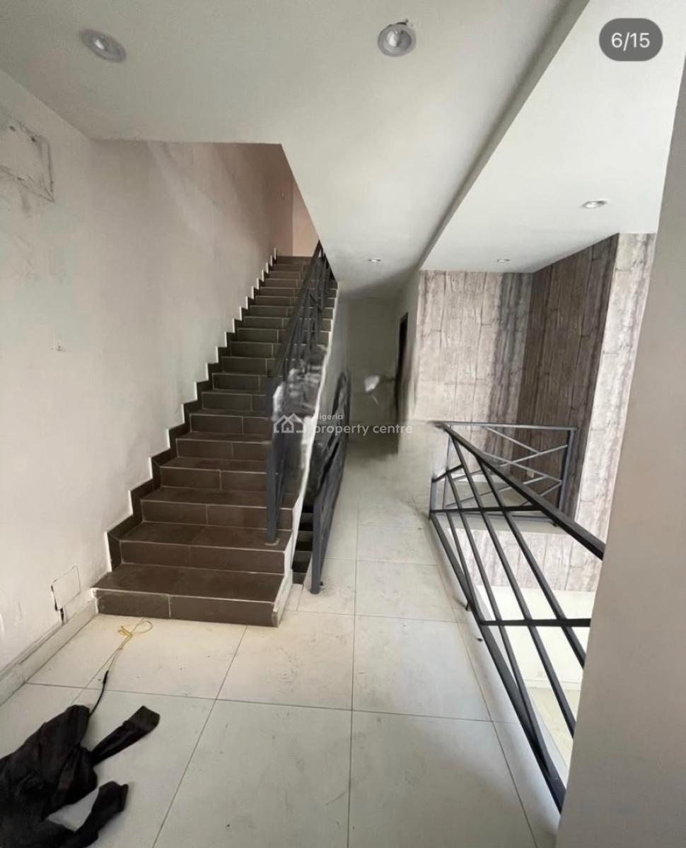 Lovely 2 Bedroom Terraced Duplex with Bq, Lekki Phase 1, Lekki, Lagos, Terraced Duplex for Rent