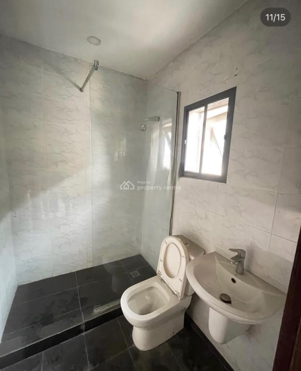 Lovely 2 Bedroom Terraced Duplex with Bq, Lekki Phase 1, Lekki, Lagos, Terraced Duplex for Rent