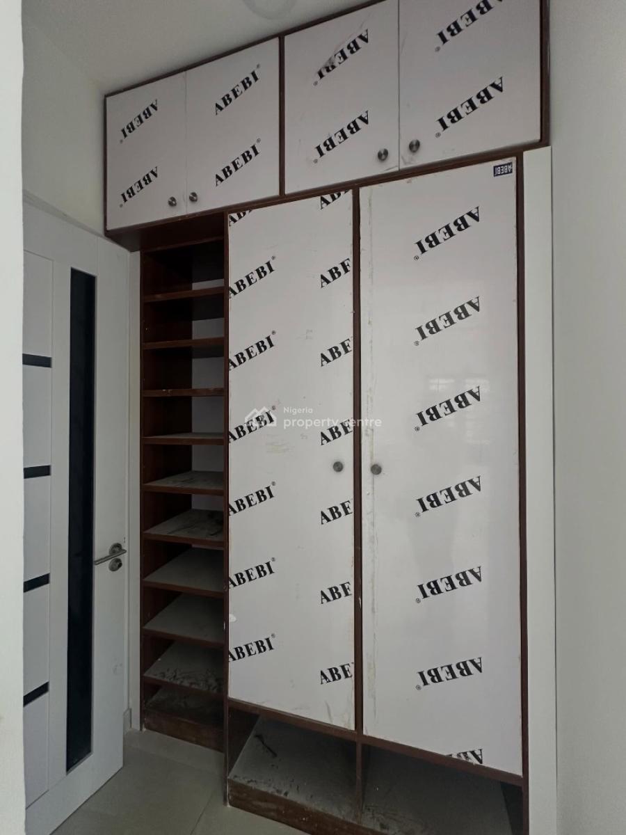 Well Built 3 Bedroom Apartment with Bq, 3 Bedroom Apartment for Rent, Lekki Phase 1, Lekki, Lagos, Flat / Apartment for Rent