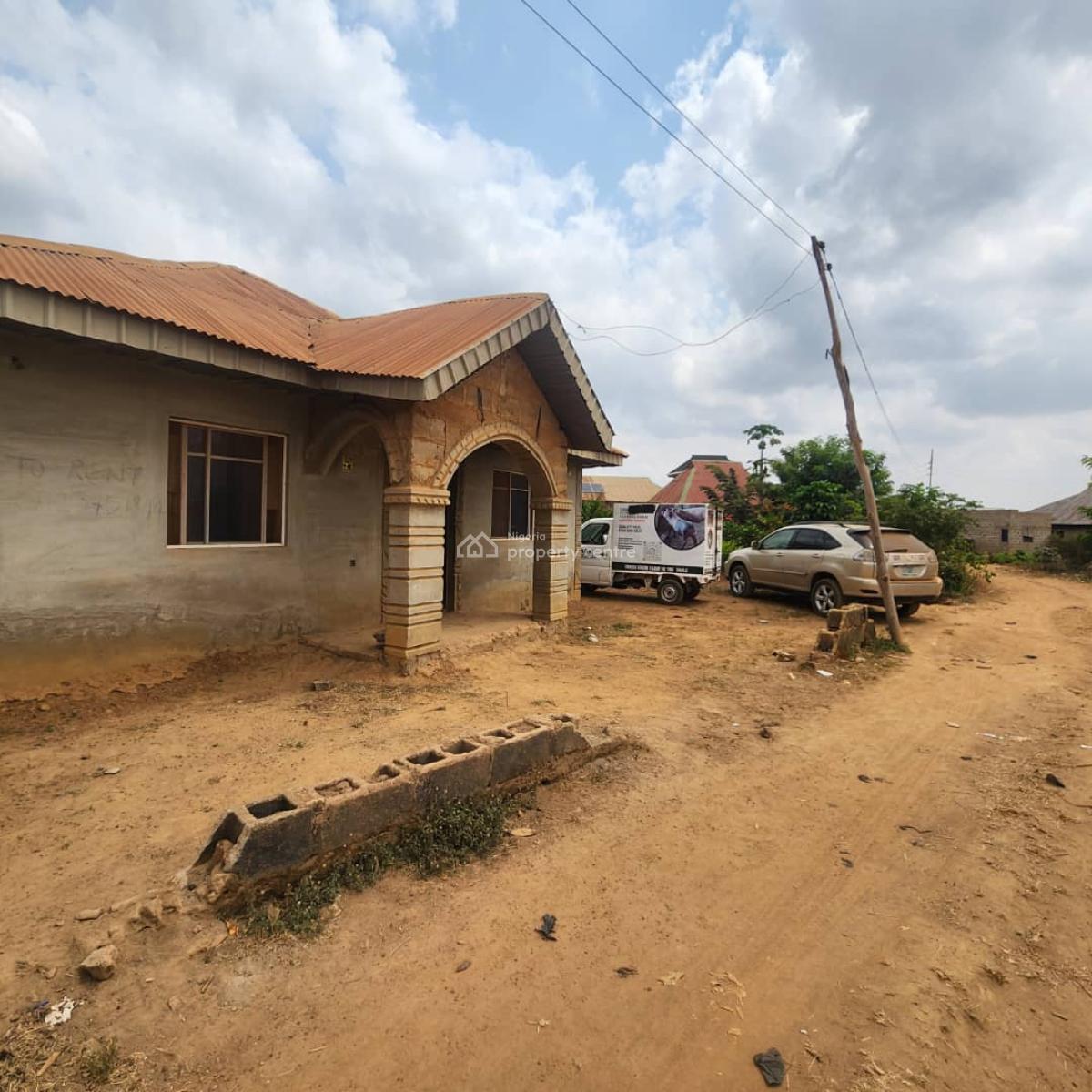 2 Bedroom Bungalow, Omi Adio Train Terminal, Omi Adio, Ibadan, Oyo, Semi-detached Bungalow for Sale