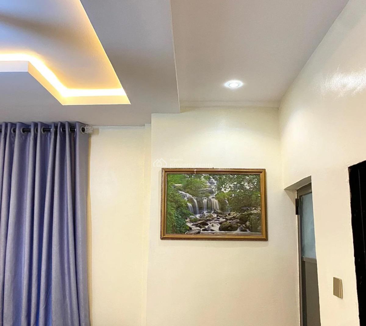 1 Bedroom Apartment, Yaba, Lagos, Flat / Apartment Short Let