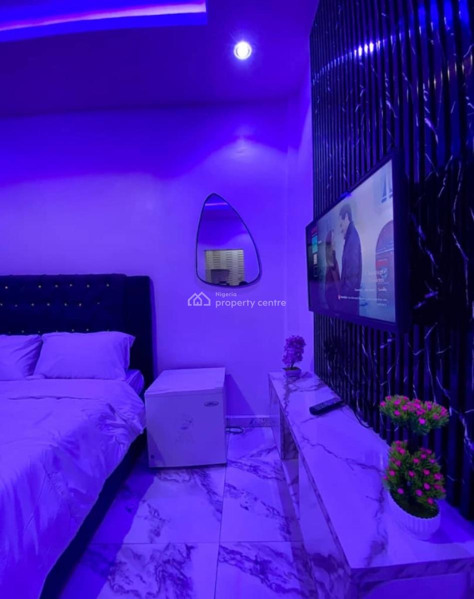 1 Bedroom Apartment, Yaba, Lagos, Flat / Apartment Short Let