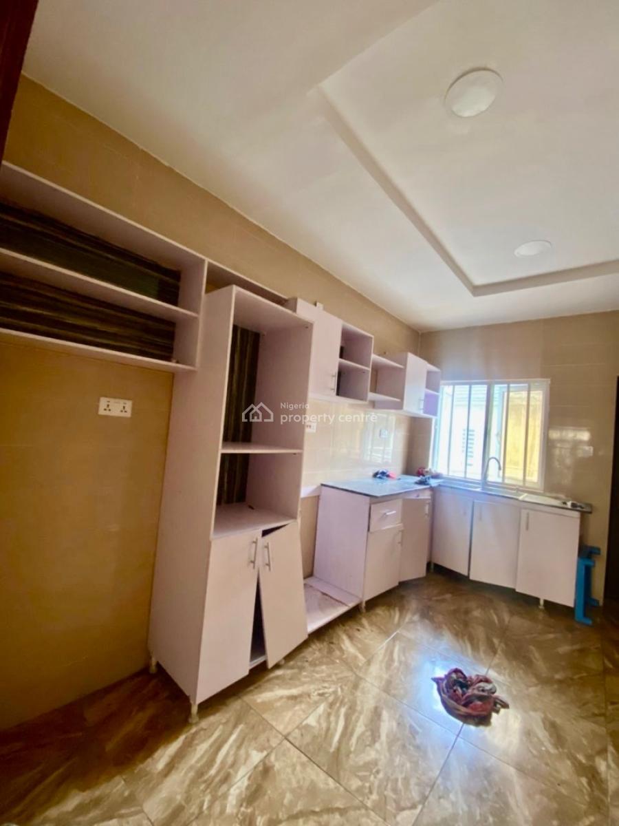Sharp and Spacious Upstairs, Sangotedo, Ajah, Lagos, Flat / Apartment for Rent