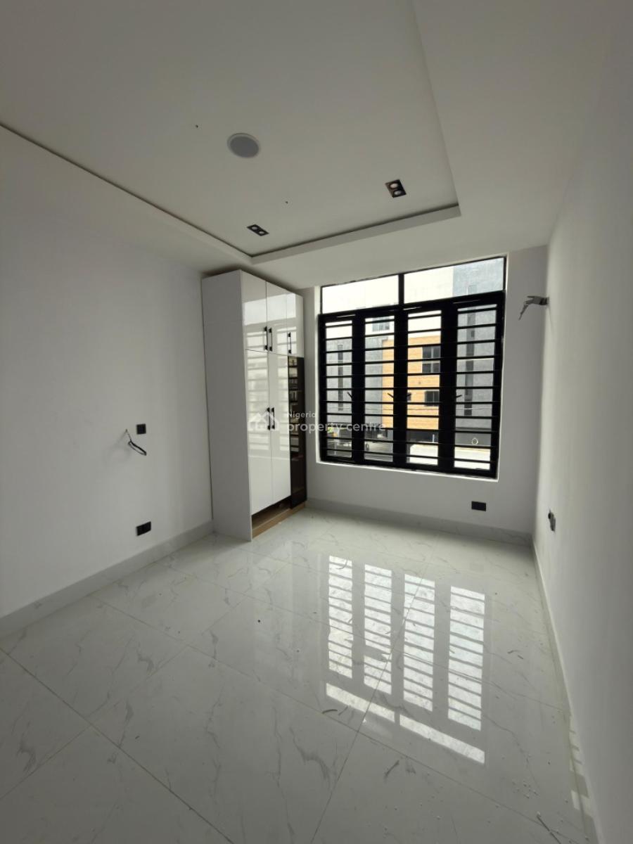 Newly Built 2 Bedroom Apartments, Lekki Phase 1, Lekki, Lagos, Flat / Apartment for Sale