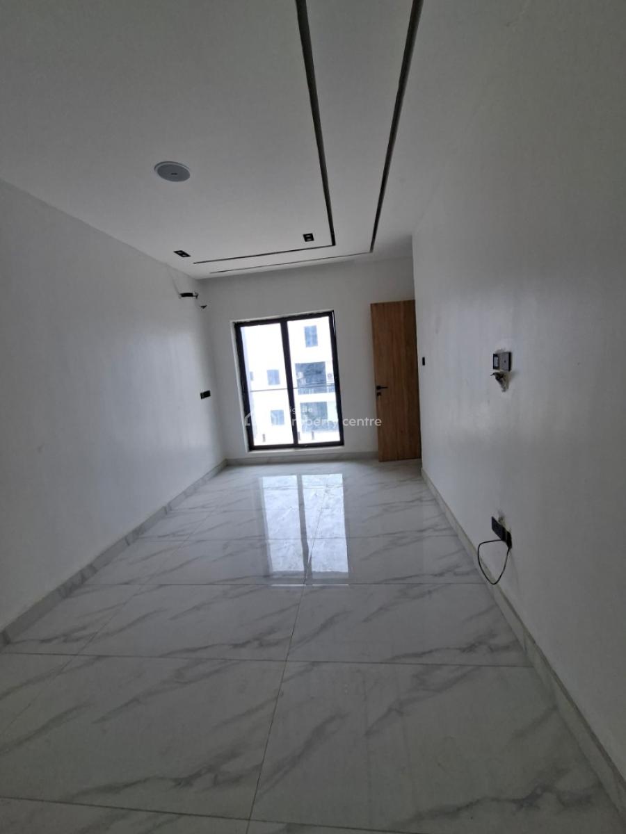 Fully Serviced Newly Built 2 Bedrooms Apartment at Lekki., Lekki Phase 1, Lekki, Lagos, Flat / Apartment for Sale