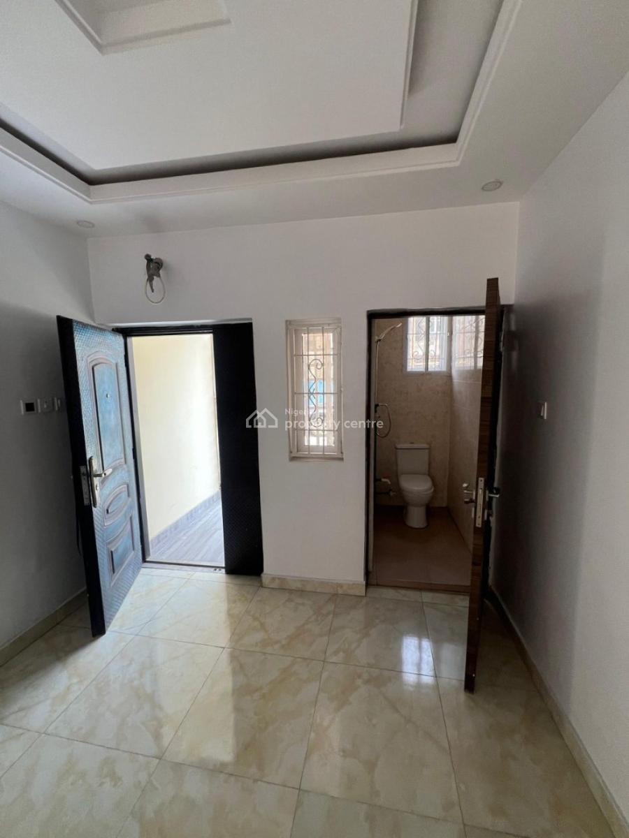 Massive Studio Apartment in a Conducive Estate for N1.6m Pe Annum, Mobile Road Lekki Lagos, Lekki, Lagos, Self Contain (single Rooms) for Rent