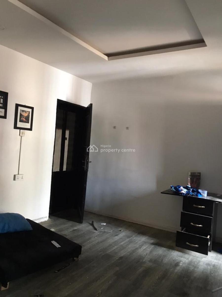 Very Standard Massive Self-con with Bacony, Off Admiralty Way, Lekki Phase 1, Lekki, Lagos, Self Contain (single Rooms) for Rent