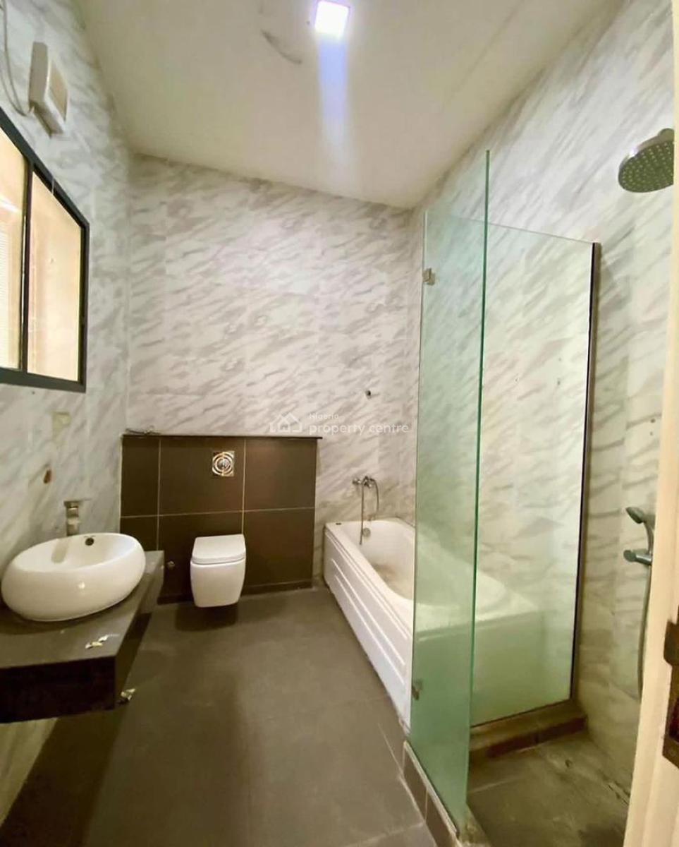 Well Finished 4 Bedroom with Bq, Guzape District, Abuja, Semi-detached Duplex for Rent