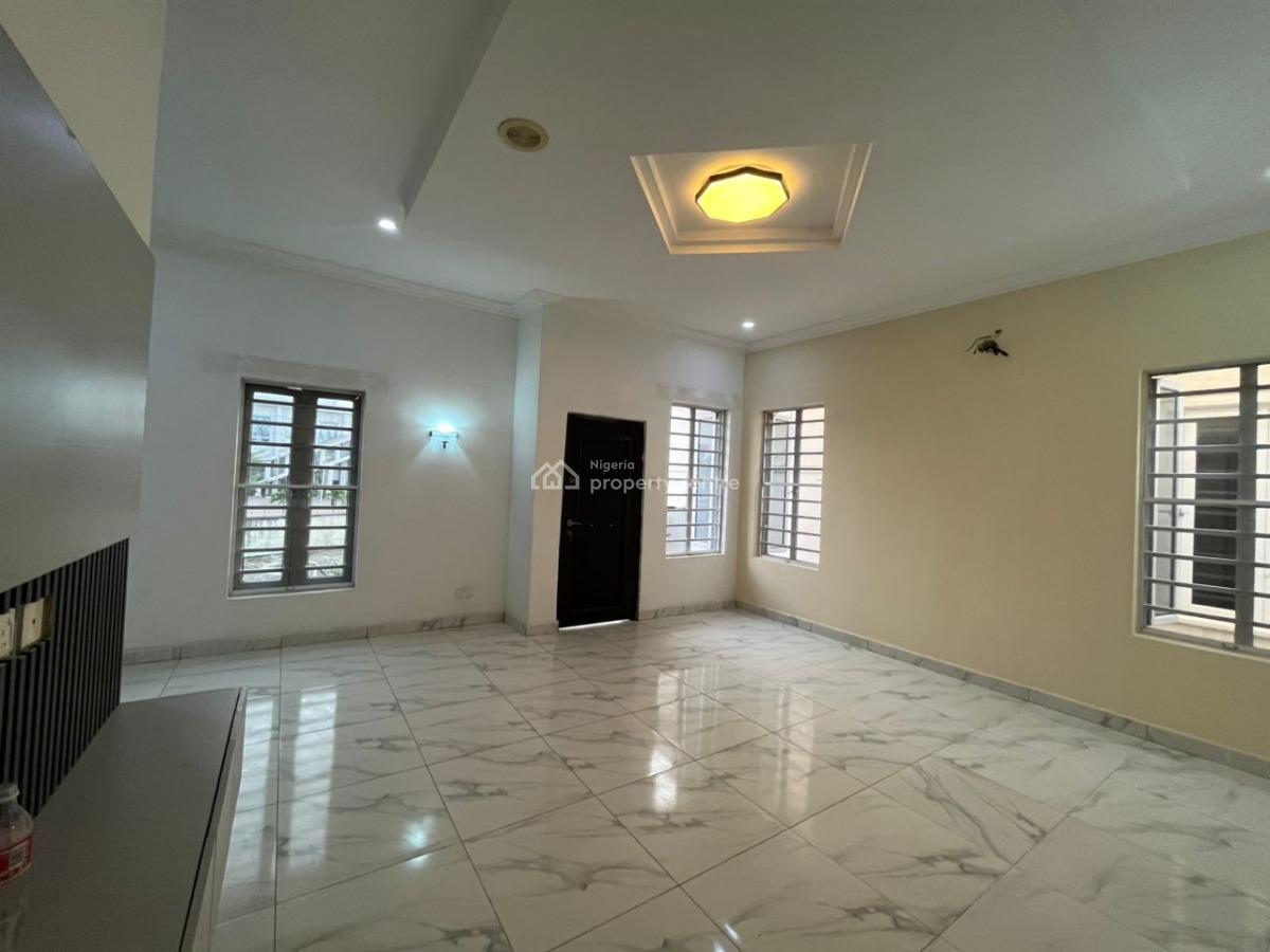 Spacious Masters Bedroom in a Serene Neighborhood, Orchid Road, Lekki Phase 2, Lekki, Lagos, Self Contain (single Rooms) for Rent