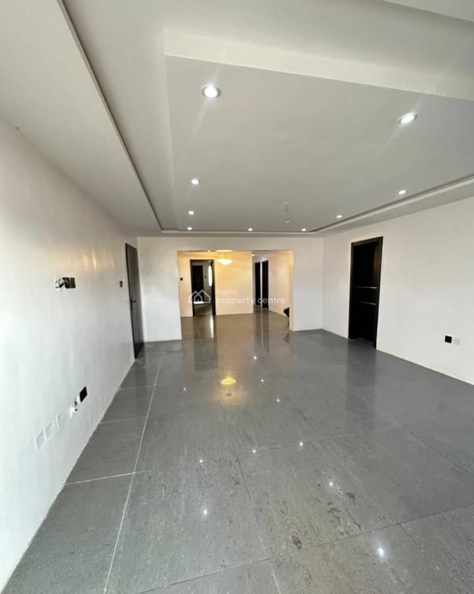 Exquisite 3 Bedrooms Apartment at Lekki Phase 1, Lekki Phase 1, Lekki, Lagos, Flat / Apartment for Sale