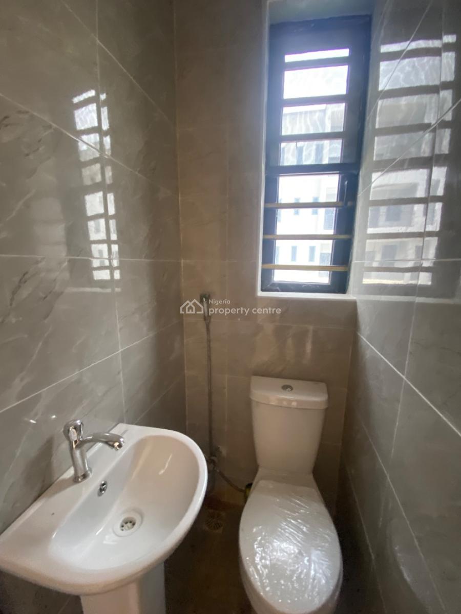 One Bedroom Apartment, Crest Court Close to Skymall Sangotedo, Ajah, Lagos, Flat / Apartment for Rent