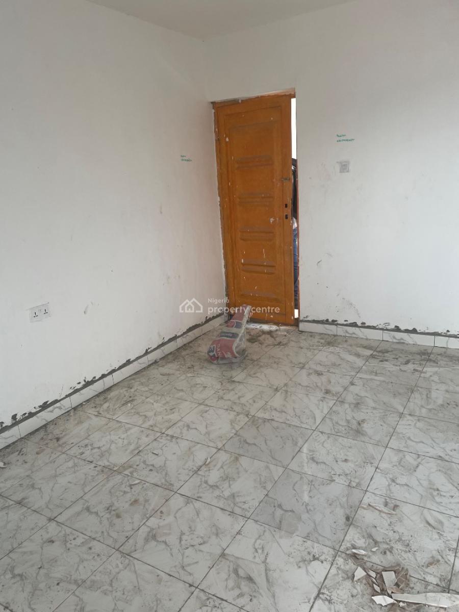 Room Self Contain, Off Pedro Road, Shomolu, Lagos, Self Contain (single Rooms) for Rent