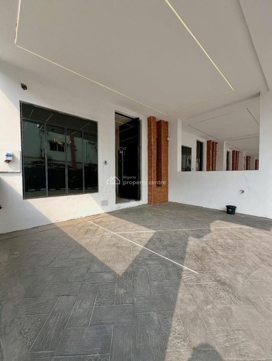 4 Bedroom Terrace Home with Roof Top Terrace, Osapa, Lekki, Lagos, Terraced Duplex for Sale